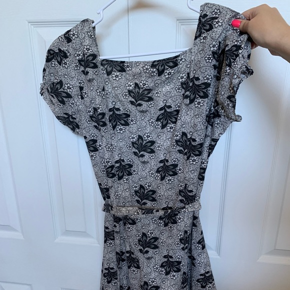 Vintage Floral Converse Mini Dress - Picture 2 of 8